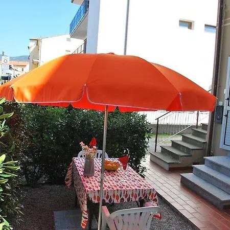 La Baia - Spazio Esterno, Clima E Posto Auto Marina di Campo